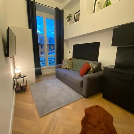Apartmán 105 B - Tres Beau Studio Avec Mezzanine Refait A Neuf Hyper Centre/ac *